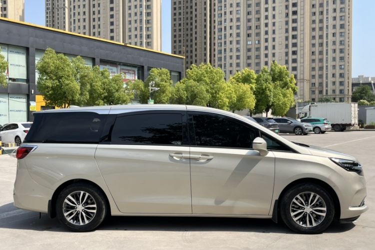 Used Buick GL8 2021 ES Land Cruiser 653T Luxury Edition Exterior 4