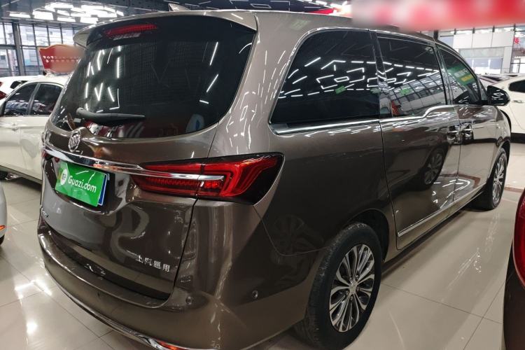 Used Buick GL8 2021 Land Cruiser Executive 652T Premium Model Exterior 5