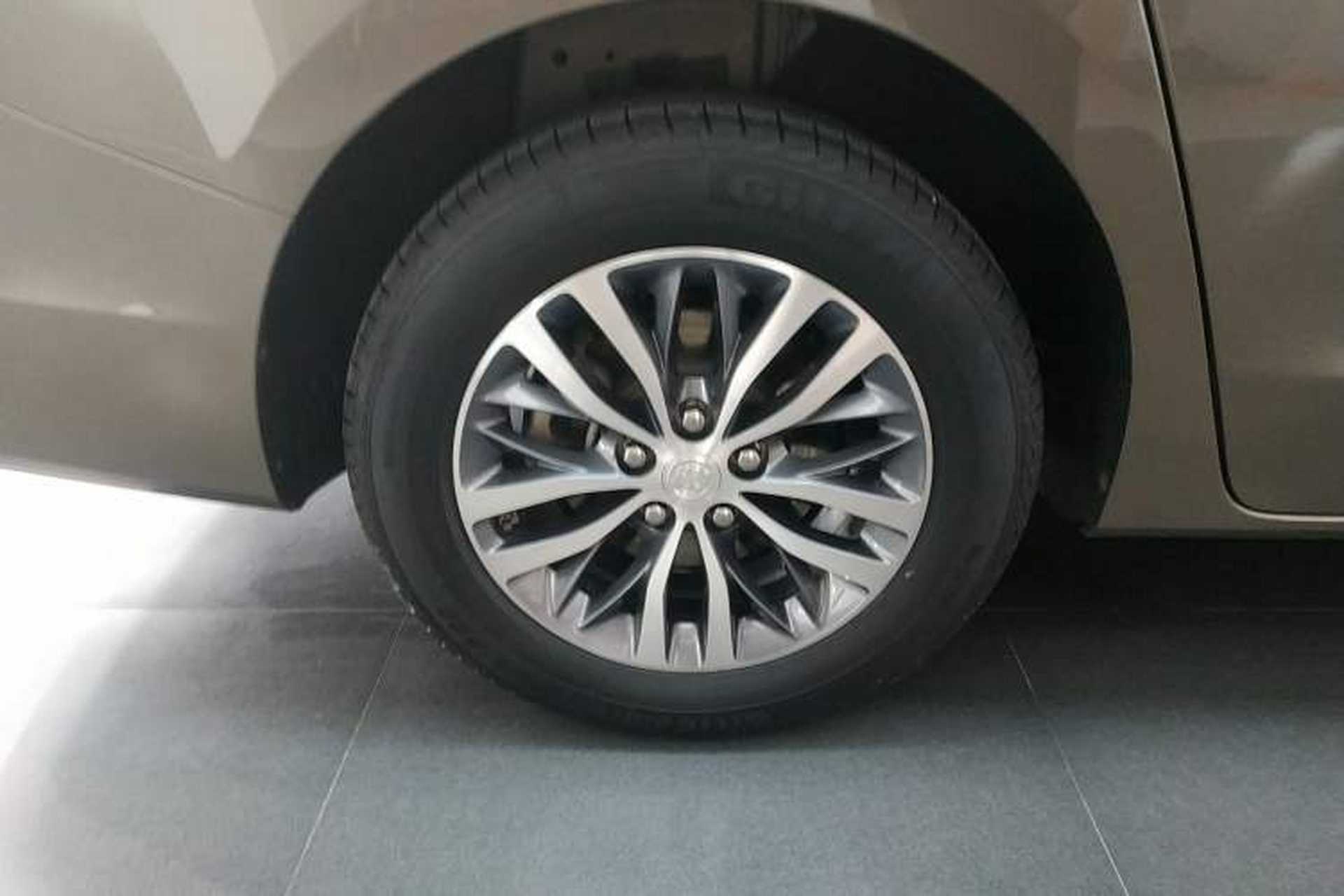 Used Buick GL8 2021 ES Land Cruiser 653T Luxury Edition Exterior 5