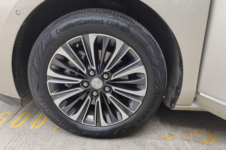 Used Buick GL8 2021 ES Land Cruiser 653T Flagship Model Exterior 6