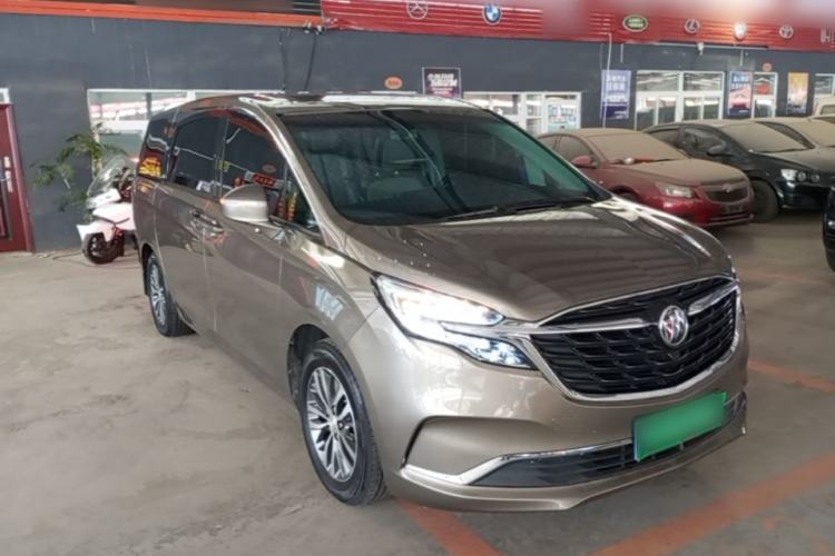 Used Buick GL8 2021 ES Landtrek 653T Comfort Edition Front Right 45 Deg