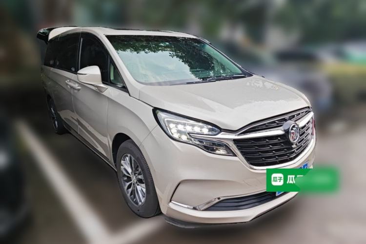 Used Buick GL8 2021 ES Landtrek 653T Comfort Edition Front Right 45 Deg