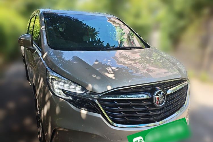 Used Buick GL8 2021 ES Landtrek 653T Comfort Edition Front Right 45 Deg