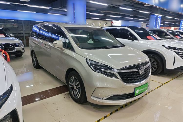 Used Buick GL8 2021 ES Landtrek 653T Comfort Edition Front Right 45 Deg