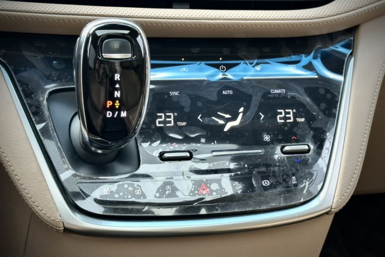 Used Buick GL8 2021 ES Landtrek 653T Luxury Model Gear Lever