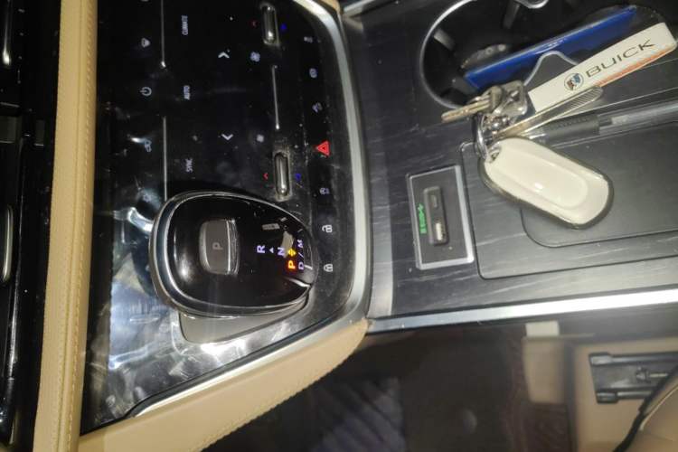 Used Buick GL8 2021 ES Landtrek 653T Luxury Model Gear Lever
