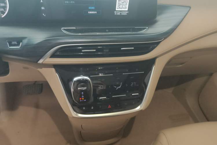 Used Buick GL8 2021 ES Landtrek 653T Luxury Model Gear Lever