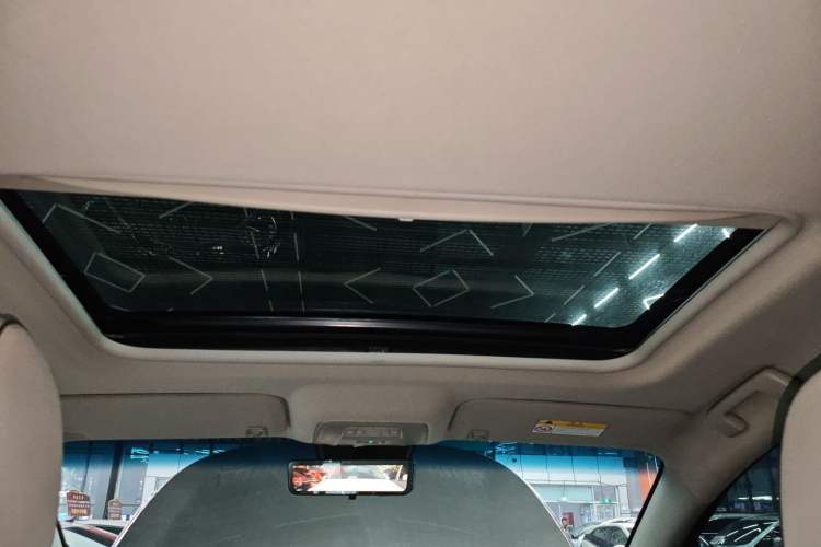 Used Buick GL8 2021 Land Cruiser Executive 652T Premium Model Headliner