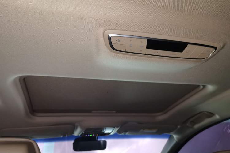 Used Buick GL8 2021 ES Land Cruiser 653T Luxury Edition Headliner