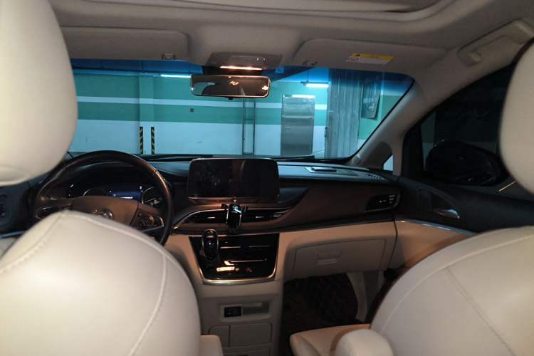 Used Buick GL8 2021 Land Cruiser Executive 652T Premium Model Headliner