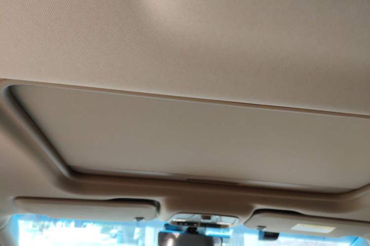 Used Buick GL8 2021 ES Land Cruiser 653T Flagship Model Headliner