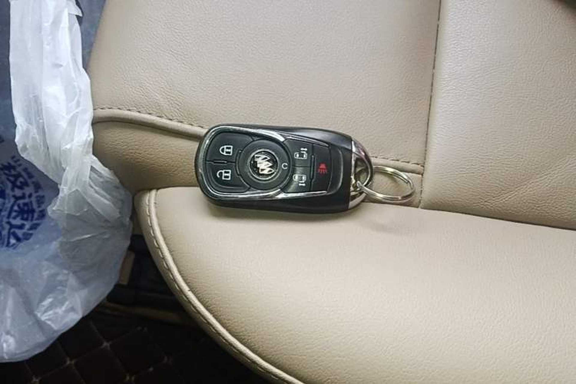 Used Buick GL8 2021 ES Land Cruiser 653T Luxury Edition Interior 1
