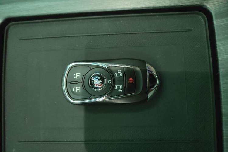 Used Buick GL8 2021 ES Land Cruiser 653T Luxury Edition Interior 1