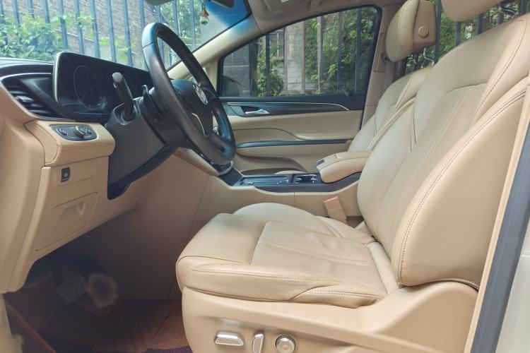 Used Buick GL8 2021 ES Land Cruiser 653T Flagship Model Interior 12