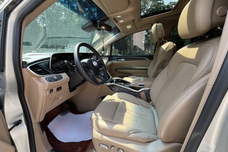 Used Buick GL8 2021 ES Land Cruiser 653T Luxury Edition Interior 2