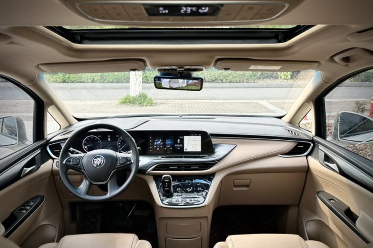 Used Buick GL8 2021 ES Landtrek 653T Luxury Model Interior 3