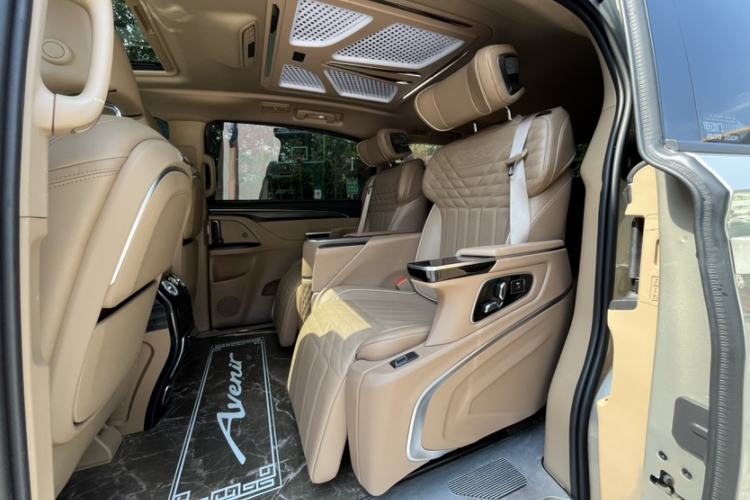 Used Buick GL8 2021 ES Land Cruiser 653T Luxury Edition Interior 3