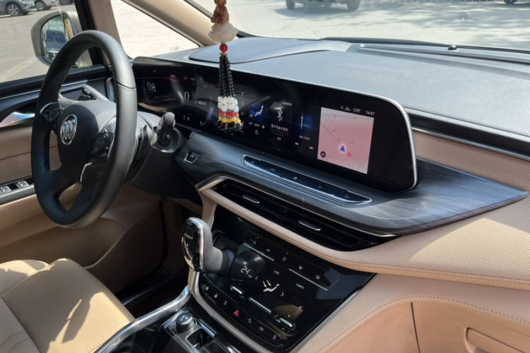 Used Buick GL8 2021 ES Land Cruiser 653T Luxury Edition Interior 7