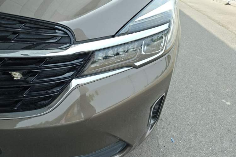 Used Buick GL8 2021 Land Cruiser Executive Class 652T Comfort Model Left Front Headlight