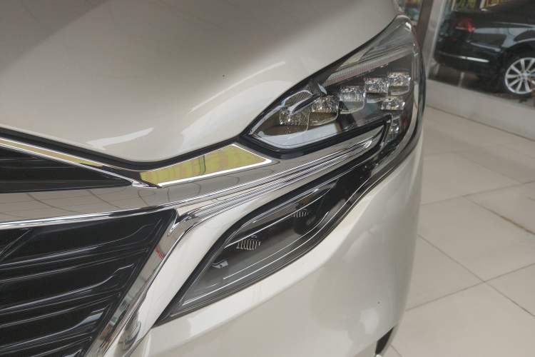 Used Buick GL8 2021 ES Landtrek 653T Luxury Model Left Front Headlight