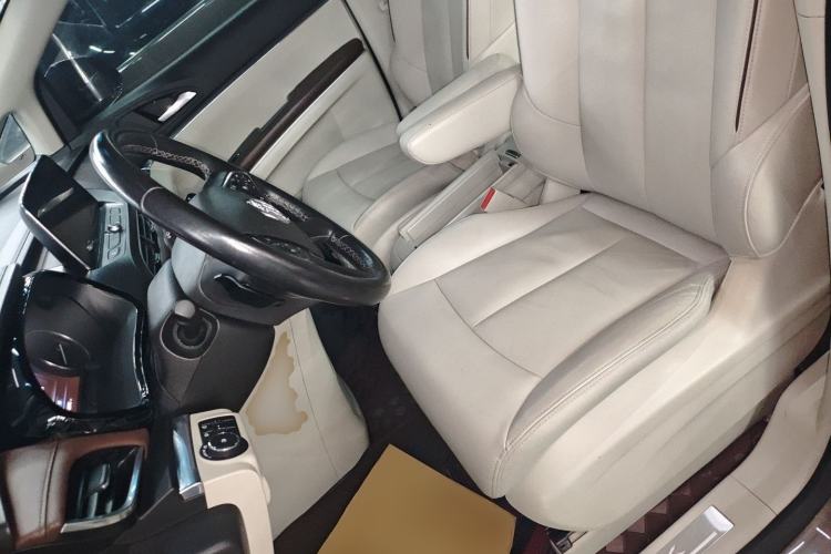 Used Buick GL8 2021 Land Cruiser Executive 652T Premium Model Left Front Seat