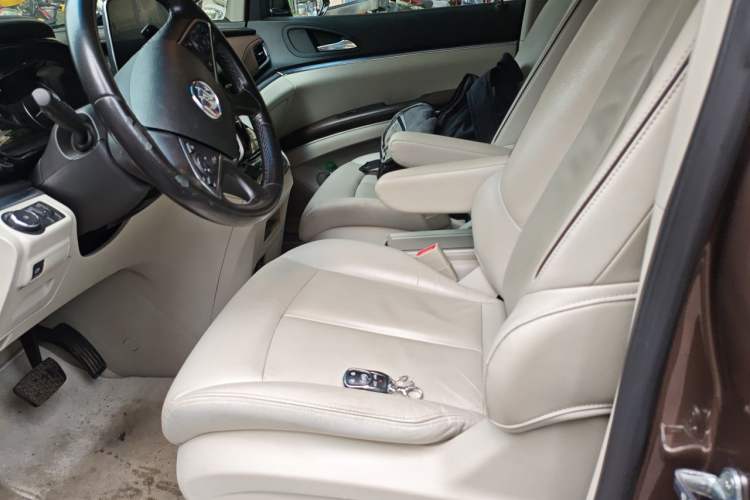 Used Buick GL8 2021 Land Cruiser Executive Class 652T Luxury Model Left Front Seat