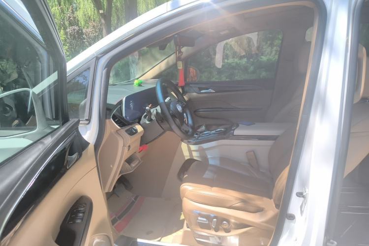 Used Buick GL8 2021 ES Landtrek 653T Luxury Model Left Front Seat