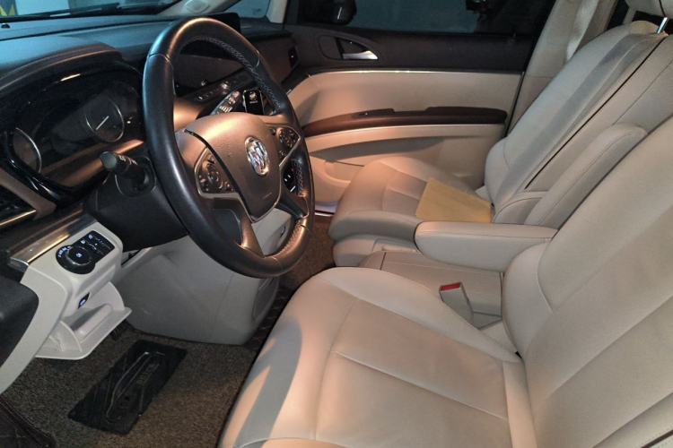 Used Buick GL8 2021 Land Cruiser Executive 652T Premium Model Left Front Seat