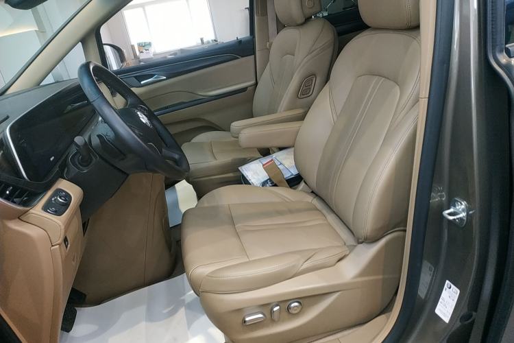Used Buick GL8 2021 ES Land Cruiser 653T Luxury Edition Left Front Seat