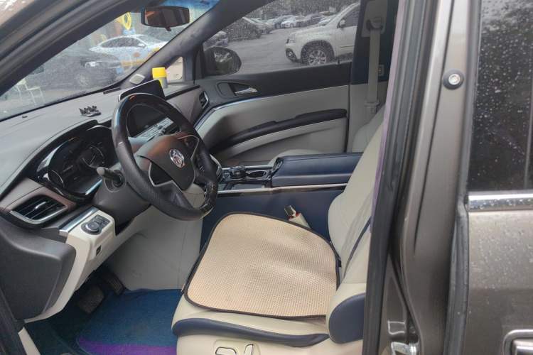 Used Buick GL8 2021 Land Cruiser Executive Class 652T Comfort Model Left Front Seat