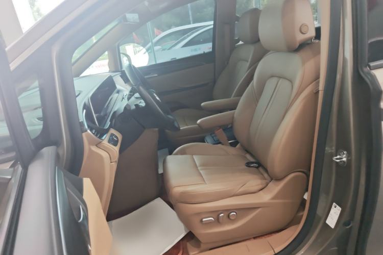 Used Buick GL8 2021 ES Landtrek 653T Luxury Model Left Front Seat