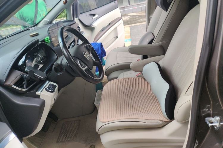 Used Buick GL8 2021 Land Cruiser Executive Class 652T Luxury Model Left Front Seat