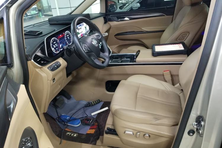 Used Buick GL8 2021 ES Land Cruiser 653T Luxury Edition Left Front Seat