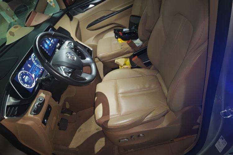 Used Buick GL8 2021 ES Land Cruiser 653T Luxury Edition Left Front Seat