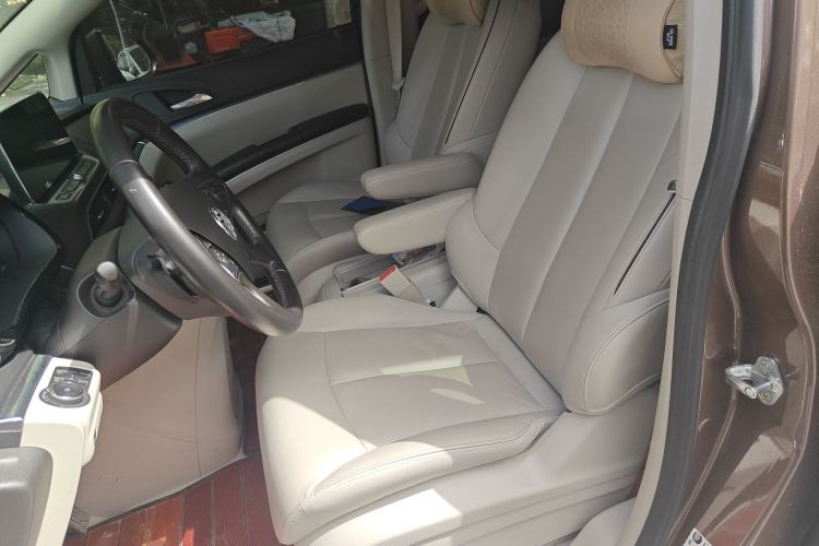 Used Buick GL8 2021 Land Cruiser Executive 652T Premium Model Left Front Seat