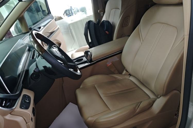 Used Buick GL8 2021 ES Land Cruiser 653T Luxury Edition Left Front Seat