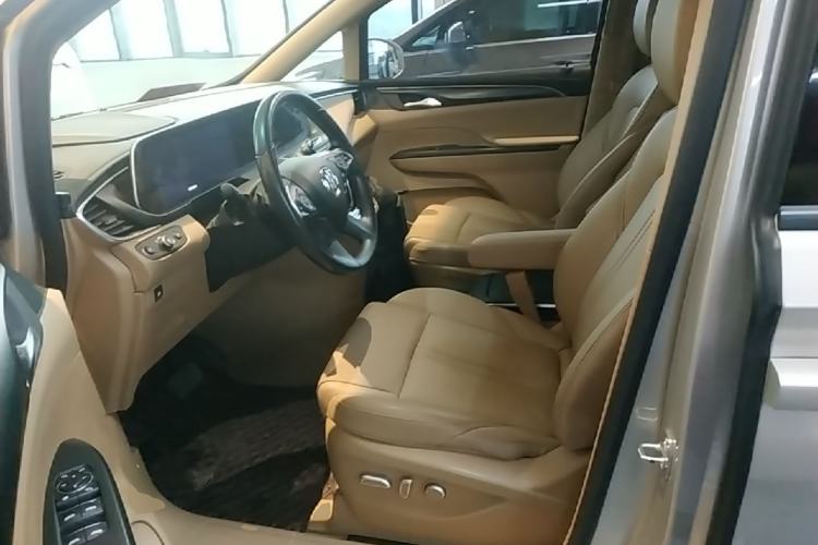Used Buick GL8 2021 ES Land Cruiser 653T Luxury Edition Left Front Seat