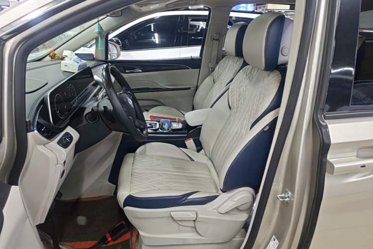 Used Buick GL8 2021 ES Landtrek 653T Comfort Edition Left Front Seat