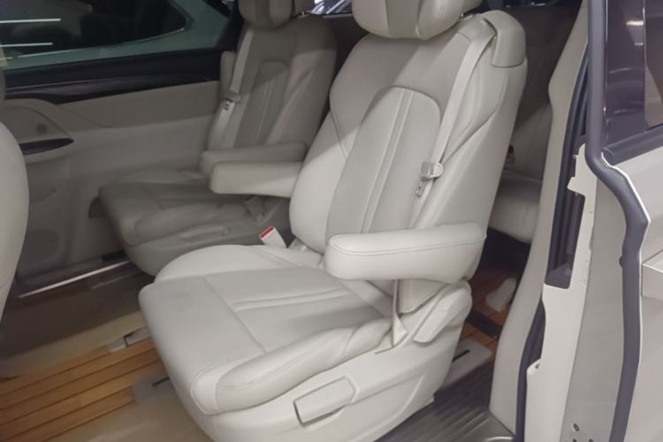 Used Buick GL8 2021 ES Landtrek 653T Comfort Edition Left Rear Seat