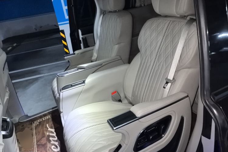 Used Buick GL8 2021 ES Landtrek 653T Comfort Edition Left Rear Seat