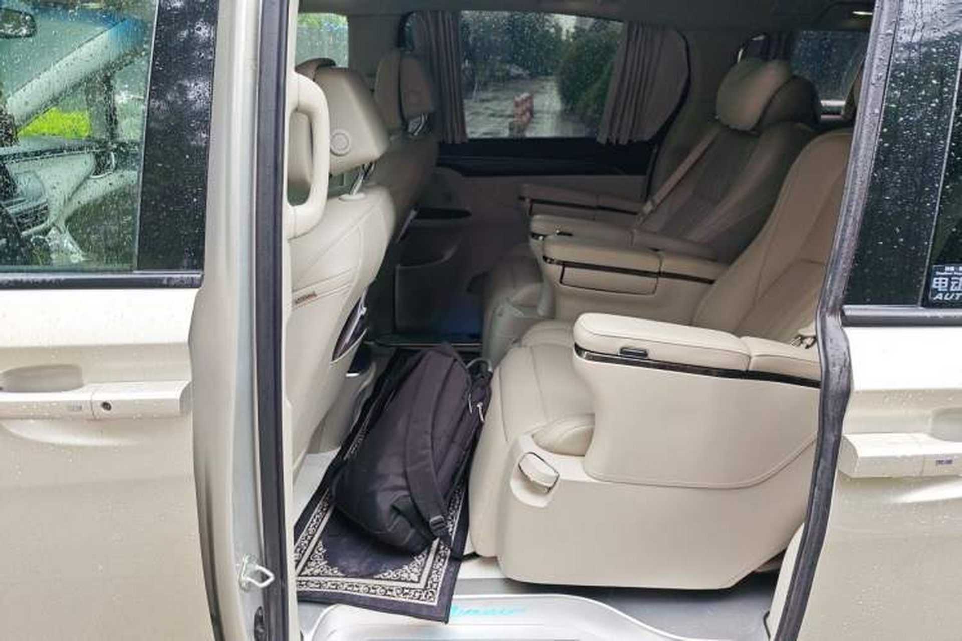 Used Buick GL8 2021 ES Land Cruiser 653T Luxury Edition Left Rear Seat