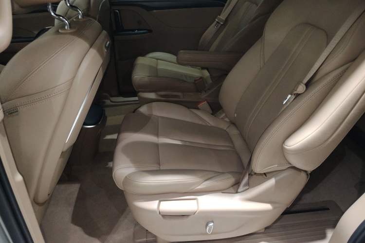 Used Buick GL8 2021 ES Land Cruiser 653T Luxury Edition Left Rear Seat