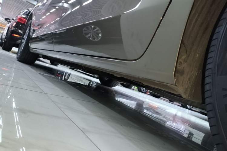 Used Buick GL8 2021 ES Land Cruiser 653T Luxury Edition Left Side Sill