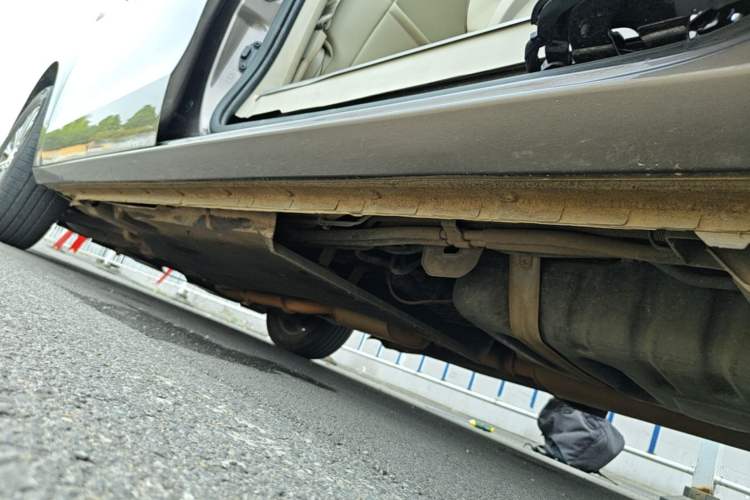 Used Buick GL8 2021 Land Cruiser Executive Class 652T Comfort Model Left Side Sill
