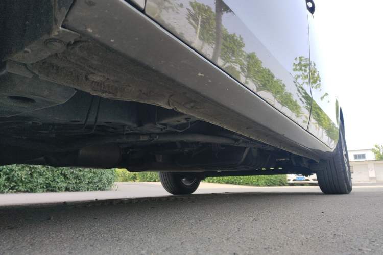Used Buick GL8 2021 Land Cruiser Executive Class 652T Comfort Model Left Side Sill