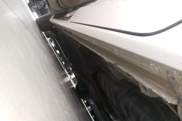 Used Buick GL8 2021 ES Land Cruiser 653T Luxury Edition Left Side Sill