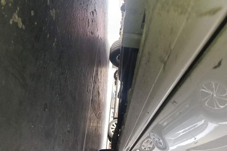 Used Buick GL8 2021 ES Land Cruiser 653T Luxury Edition Left Side Sill