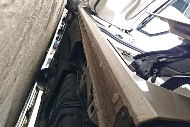 Used Buick GL8 2021 ES Landtrek 653T Comfort Edition Left Side Sill