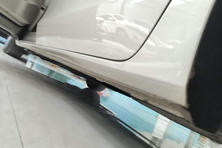 Used Buick GL8 2021 ES Landtrek 653T Comfort Edition Left Side Sill