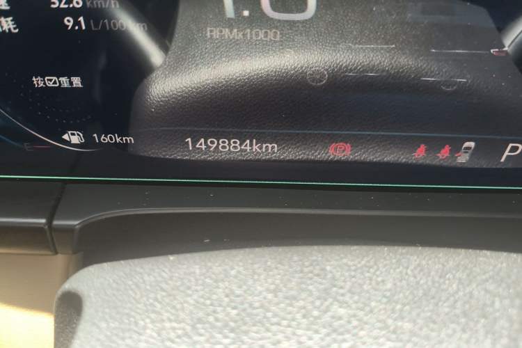Used Buick GL8 2021 ES Landtrek 653T Luxury Model Odometer Close Up